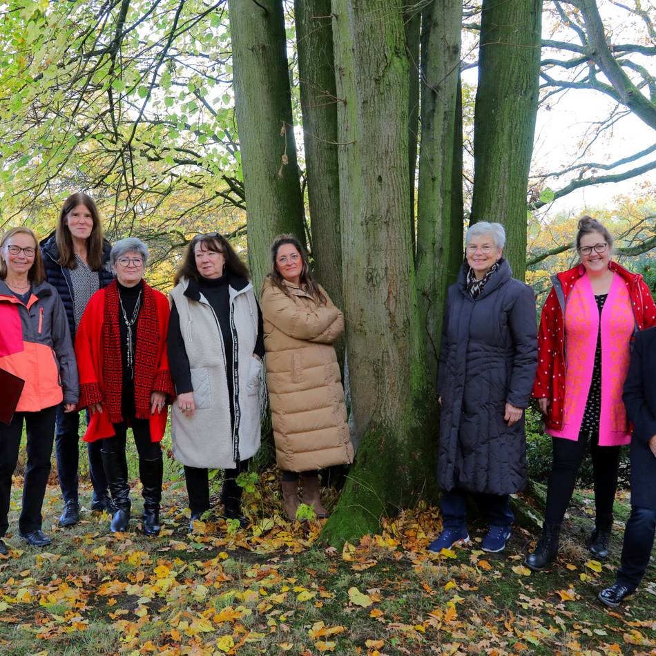 Mit „Leichte Feder“ aus Rheinberg: Eine Lesung, bei der sich alles um Erinnerungen drehte