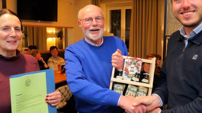 Rheinberger Stadtgeschichte: Werner Kehrmann zum Ehrenmitglied des Heimatvereins ernannt