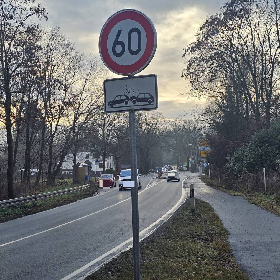 Bauausschuss in Hückeswagen: Bald Tempo-Limit auf der Bundesstraße nach Wipperfürth