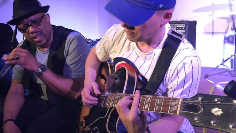 Am Wochenende in Alpsray: Blues-Konzert und Blues-Lesung im To Hoop