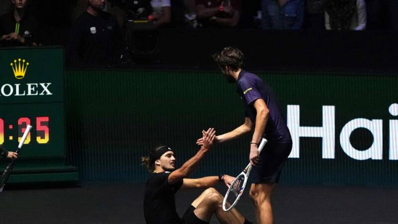 Angstgegner in Paris bezwungen: Zverev verbessert seine Horror-Bilanz gegen Medvedev – Sinner wartet im Halbfinale