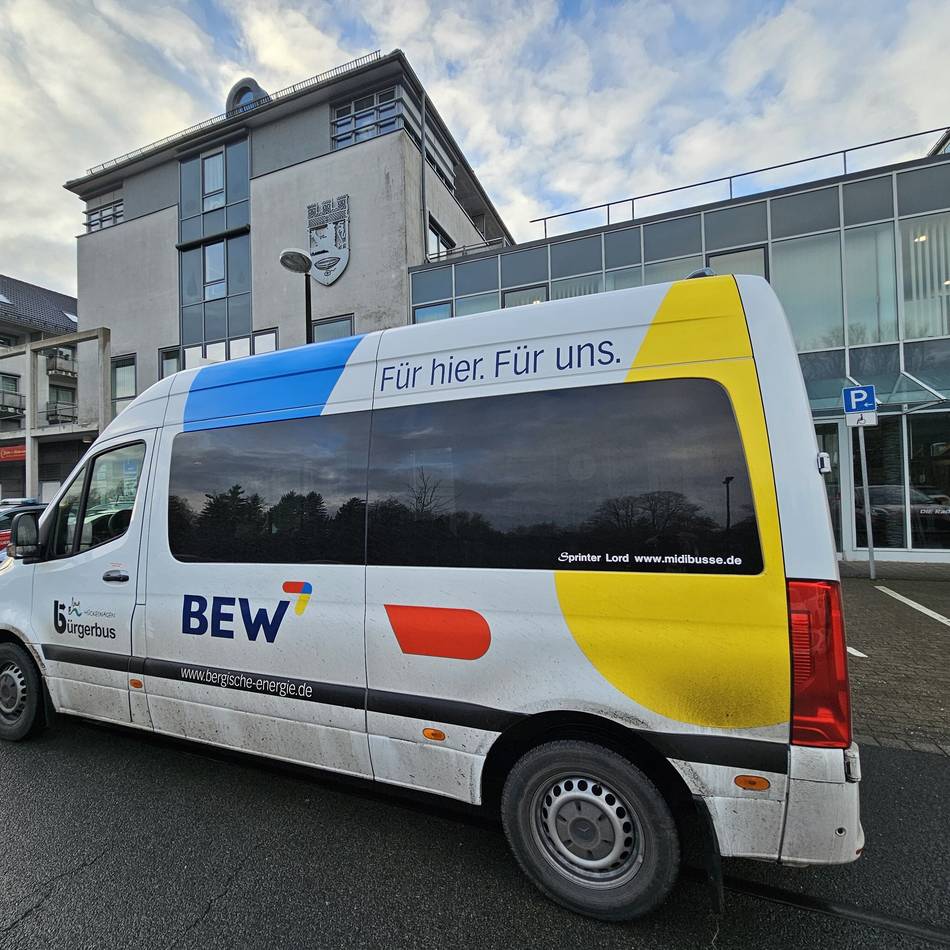 Bauausschuss in Hückeswagen: Neuer Bahnhofsplatz wird Fußgängerzone