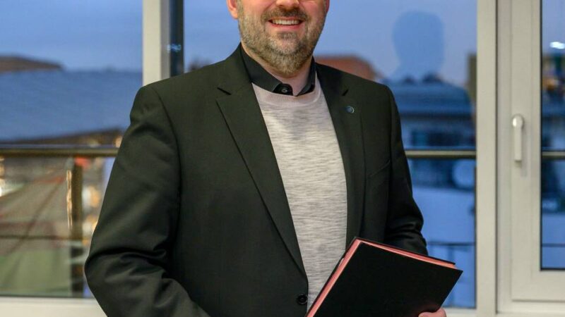 Ratssitzung in Dormagen: Lierenfeld verkündet Haushaltssperre bis Jahresende