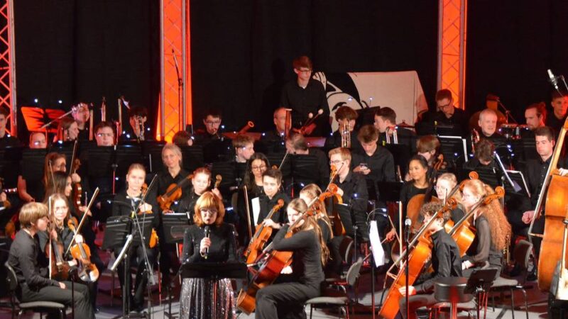 Charity-Konzerte im Zeughaus: „A Night in White Satin“ verzaubert Neuss gleich doppelt