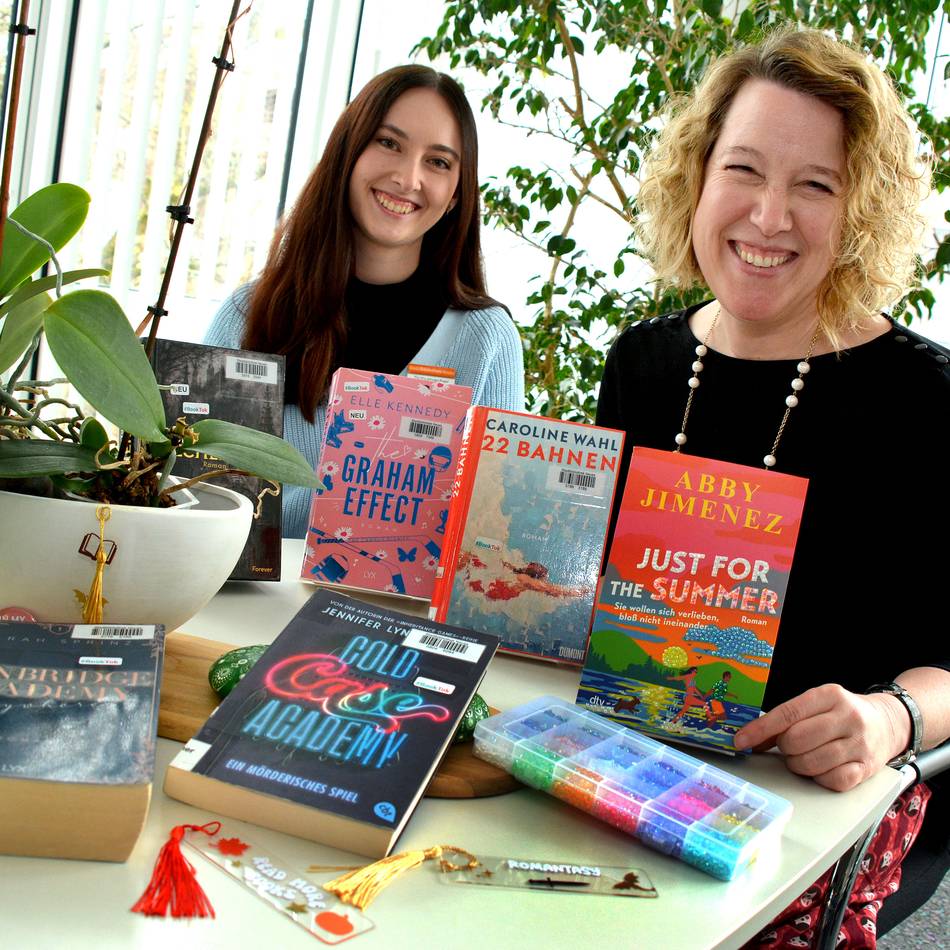 „Booktok“-Boom in der Neusser Stadtbibliothek: „Für uns ist die Entwicklung ein Traum“