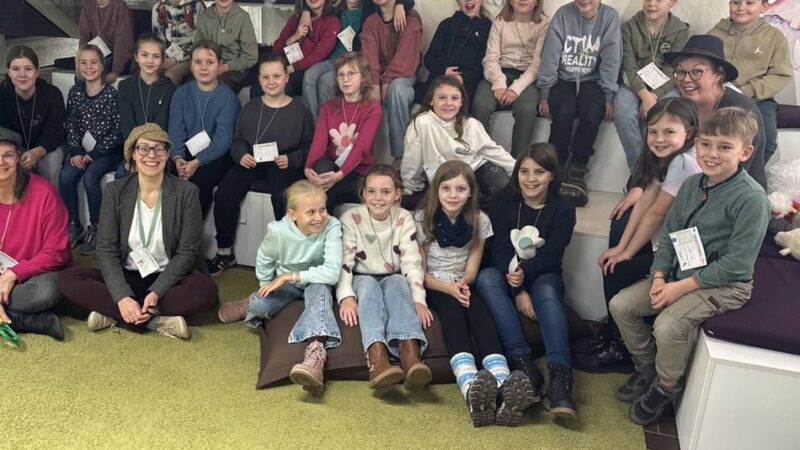 Am Morgen gab es ein Detektiv-Diplom: Kinder erleben Übernachtungsabenteuer in der Stadtbücherei Xanten