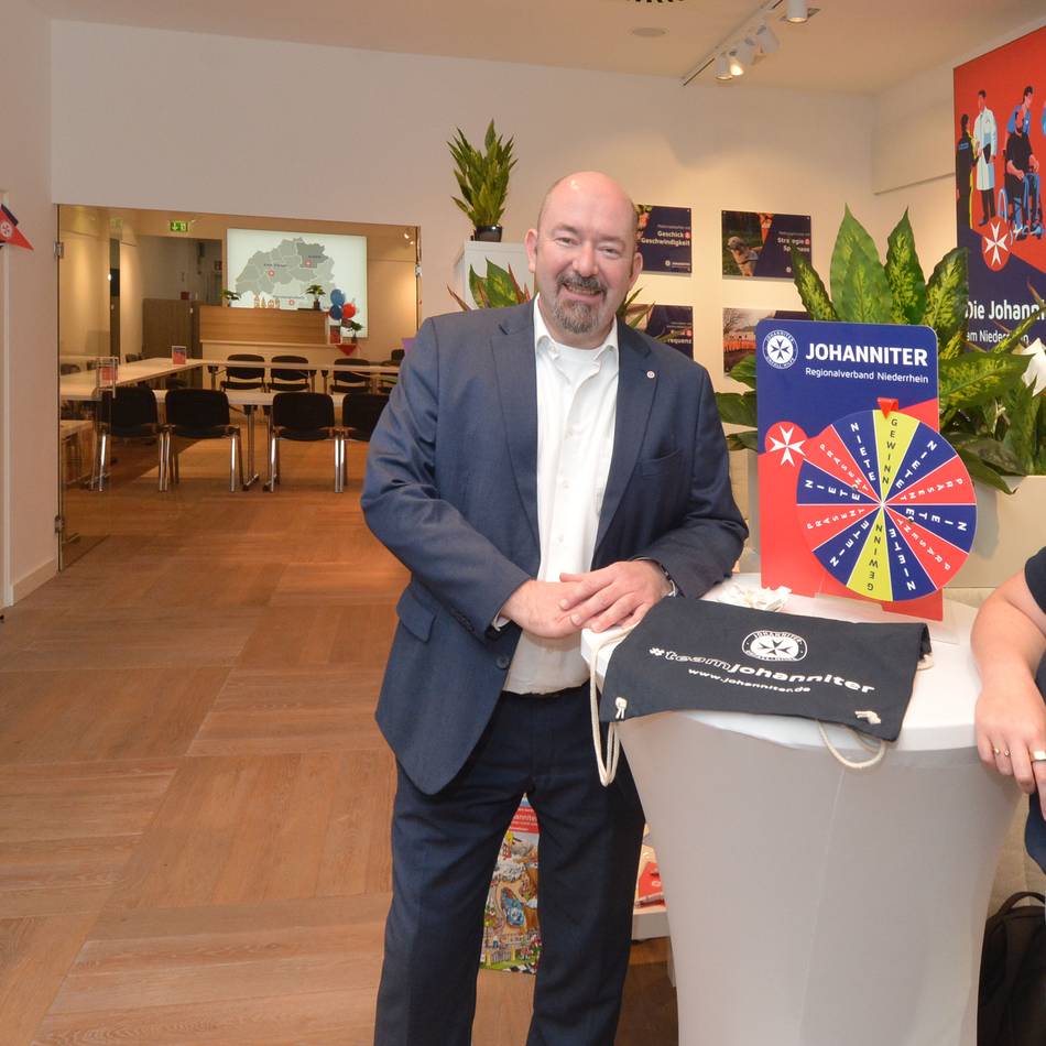 Angebot in Neuss: Johanniter eröffnen Store im Rheinpark-Center