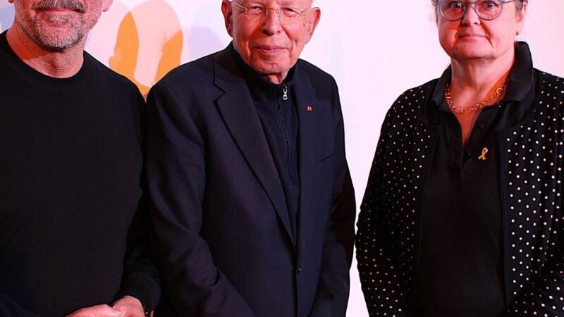 „Keine Schonzeit für Juden“ – Lesung im Neusser Alexander-Bederov-Zentrum: „Ich merkte, ich bin ein Außenseiter“