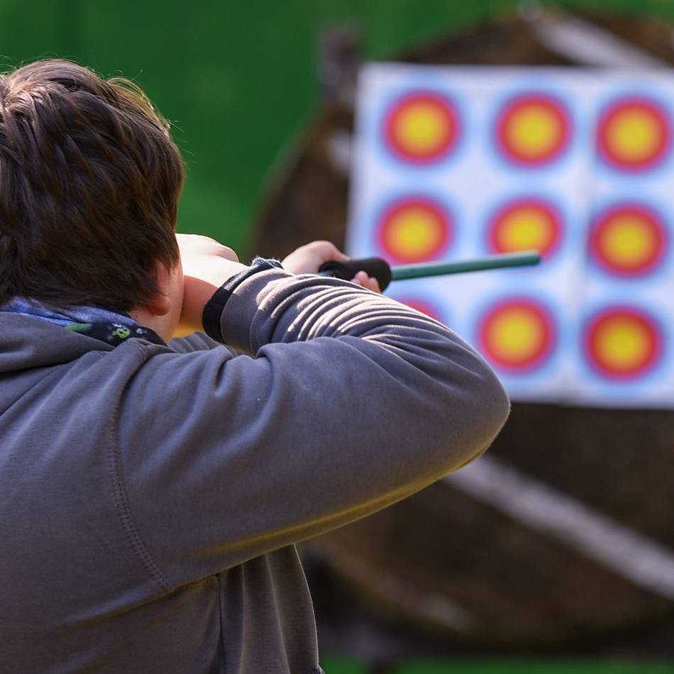 Sport in Radevormwald: Meisterschaft im Blasrohrschießen findet in Rade statt