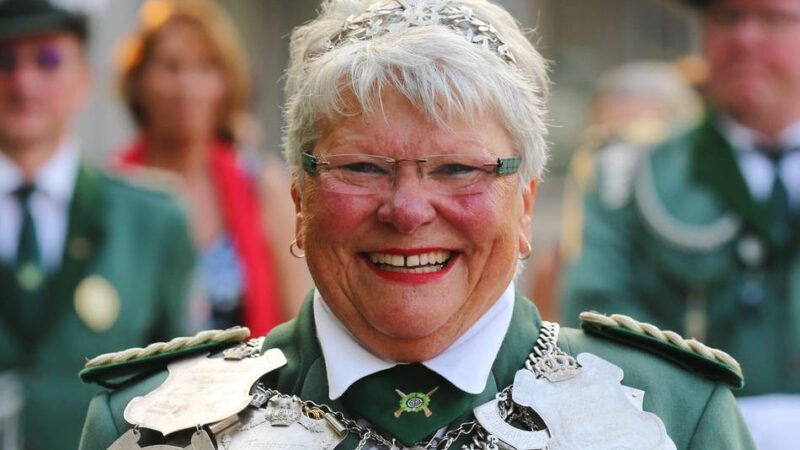 Schützen in Leverkusen trauern: „Kaiser Rosi“ Wieschollek mit 86 Jahren gestorben