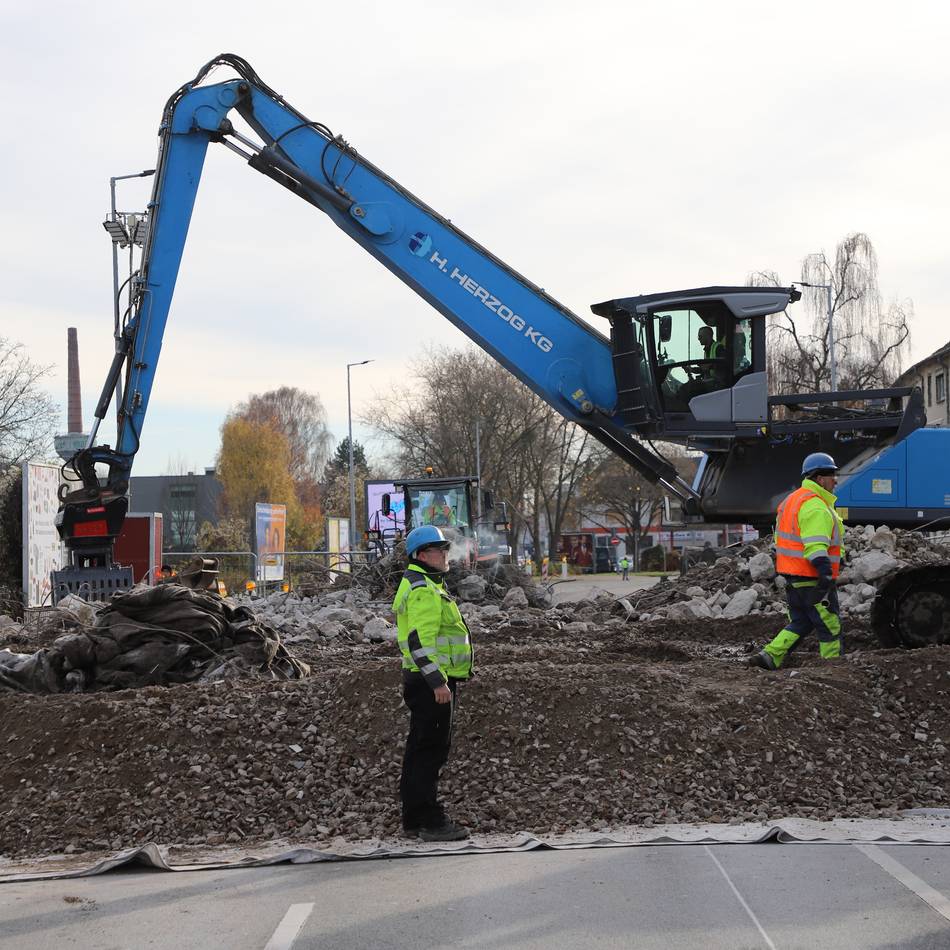 Verkehr in Mönchengladbach: Abriss von Brücke an Theodor-Heuss-Straße lief schneller als geplant