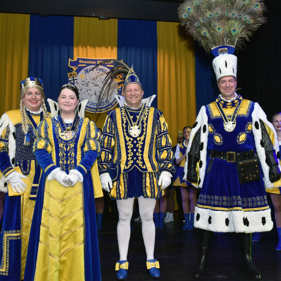 Proklamation bei der größten KG in Dormagen: „Ahl Dormagener Junge“ tanzen mit viel Herzblut in die Session