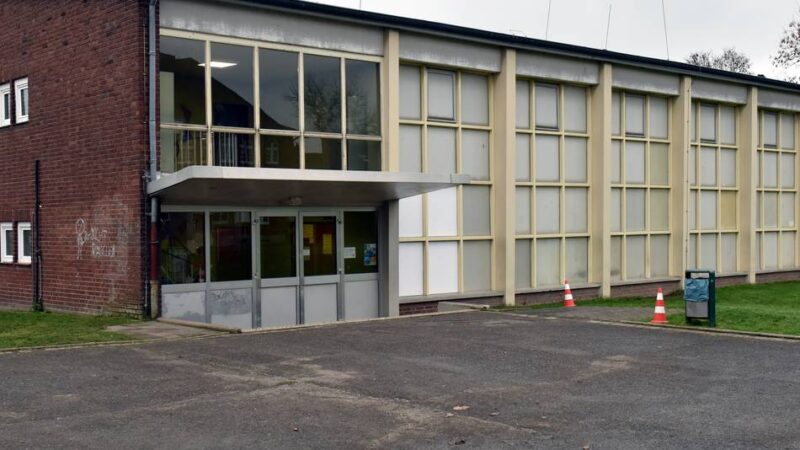 Diskussionen wegen steigender Kosten: Millionenschweres Bauprojekt an Dormagener Schule steht auf der Kippe
