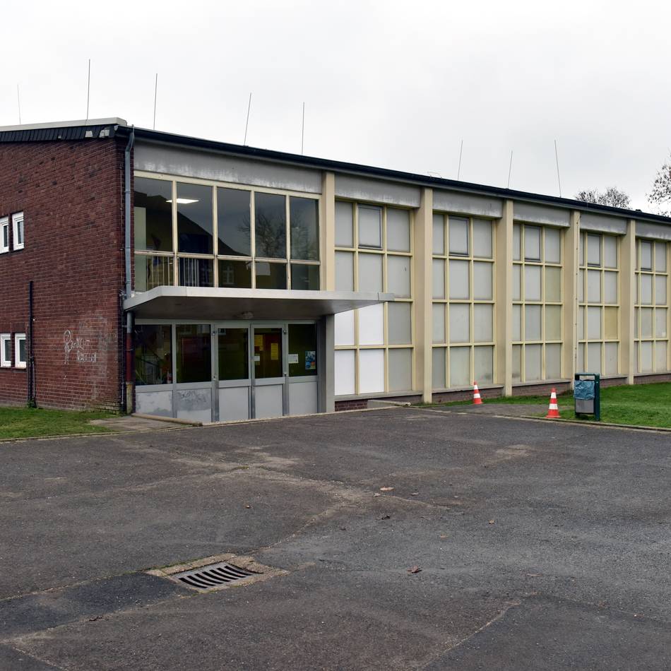Diskussionen wegen steigender Kosten: Millionenschweres Bauprojekt an Dormagener Schule steht auf der Kippe