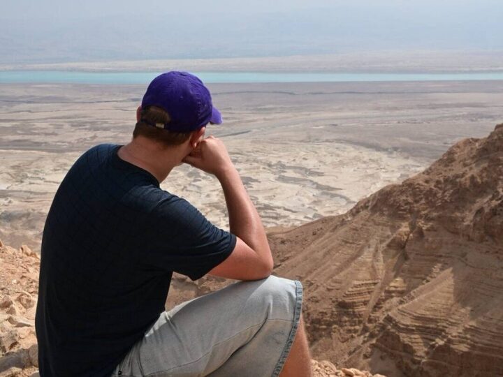 Neusser macht Freiwilligendienst in Jerusalem: „Ich werde mich nie an die Maschinengewehre gewöhnen“