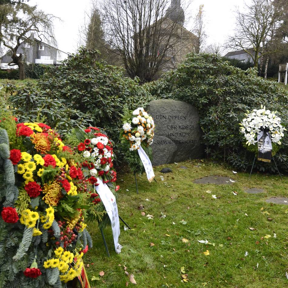 Gedenkveranstaltung in Wermelskirchen: Volkstrauertag – Gedenken an Krieg und Vertreibung