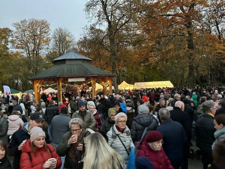 Weihnachten in Moers: Repelener Weihnachtsmarkt lädt wieder ein