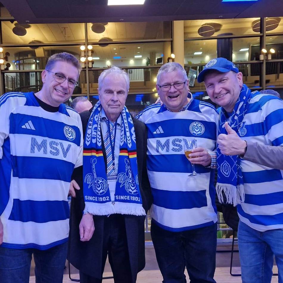 Ehre für Bernard „Ennatz“ Dietz: Fans aus Geldern feiern MSV-Legende