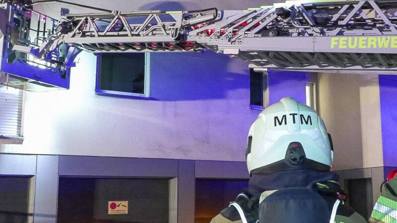 Polizei ermittelt in Mettmann: Brand an der Talstraße
