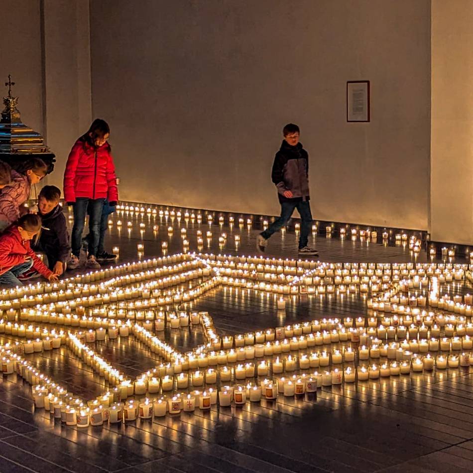 Aktion: „Eine Million Sterne“: Caritas setzt in Kevelaer und Geldern ein Zeichen der Solidarität