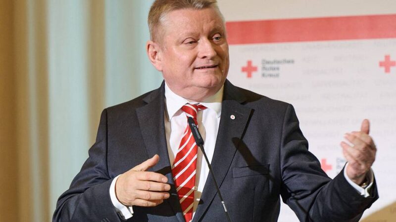 Hermann Gröhe ist neuer DRK-Präsident: Eine Bewerbungsrede mit Schlenker über die Neusser Festwiese