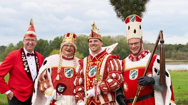 Brauchtum in Dormagen: Kinderprinzenpaar ist „Feuer und Flamme“ für den Karneval