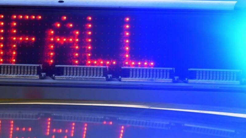 Unfall auf Grünthal-Kreuzung in Alpen
: Mehrere Verletzte nach Kollision auf Kreuzung