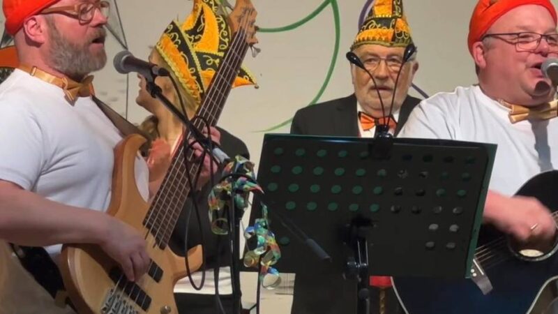 „De Küttel vam Morjenstern“ aus Hückeswagen: Jeck und gewitzt, frech und kritisch