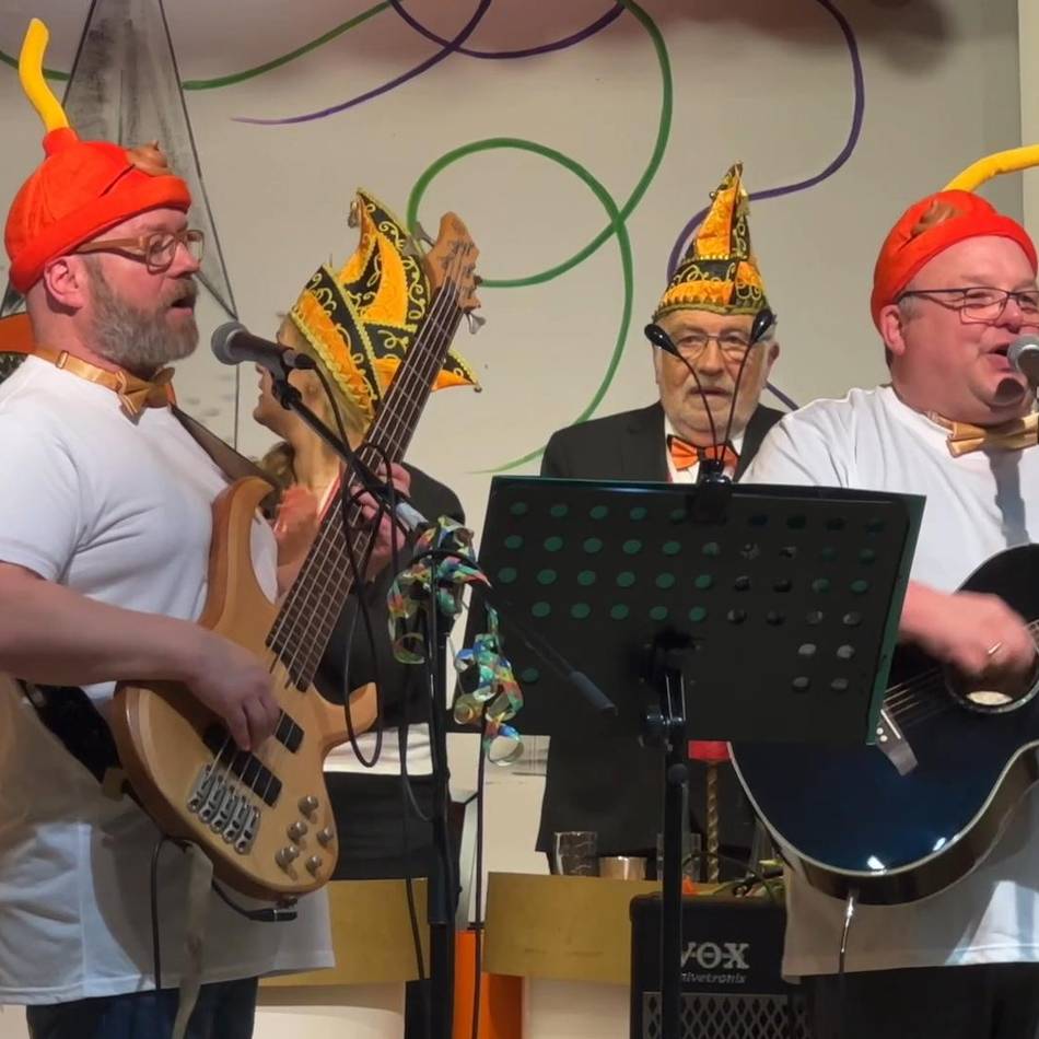 „De Küttel vam Morjenstern“ aus Hückeswagen: Jeck und gewitzt, frech und kritisch