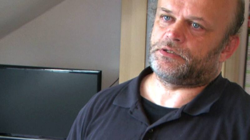 Neusser spricht über Spielsucht bei „Armes Deutschland“ : „Es ist wie ein Trieb. Eigentlich will ich es nicht machen – aber irgendwie doch“