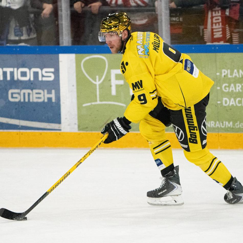 Bei den Lausitzer Füchsen: Krefeld Pinguine feiern Auswärtssieg im Penaltyschießen