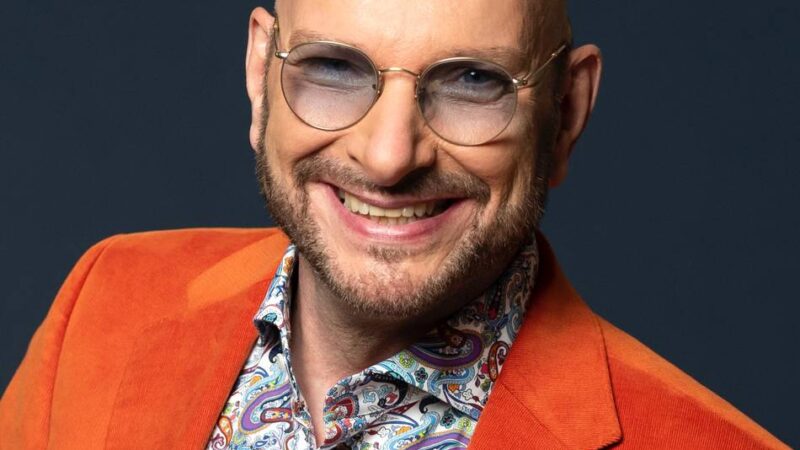 Kulturveranstaltungen in Rheinbeg: Am Ende des Jahres wird bissig und humorvoll abgerechnet