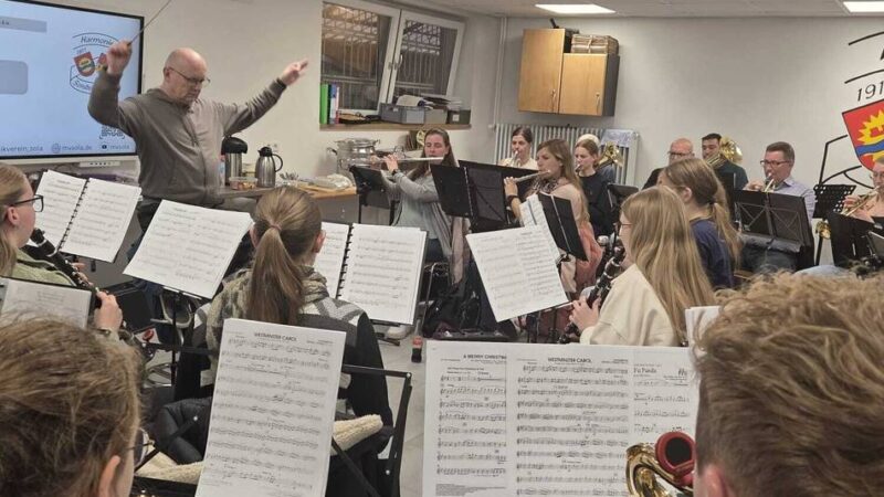 Intensives Probewochenende: Musikverein Harmonie bereitet sich auf vorweihnachtliches Kirchenkonzert vor