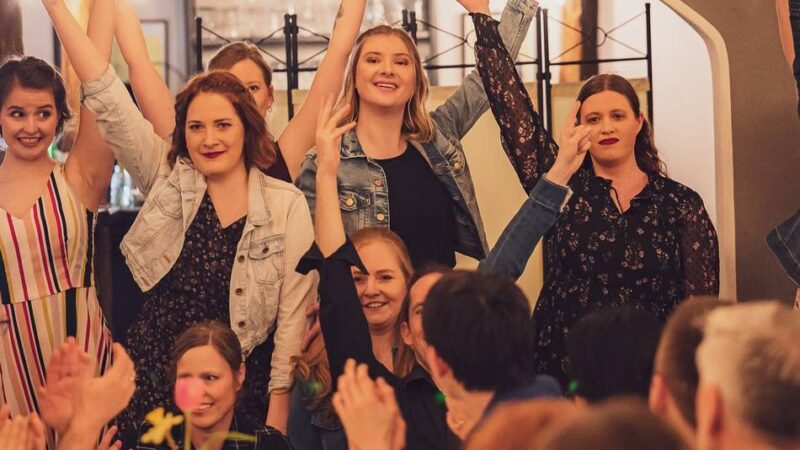 Rheinberger treten in Walsum auf: Musicalgruppe „Stage Focus“ spielt neues Programm „Lights on!“