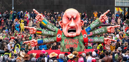 Jacques Tilly: Wie Russland einen Düsseldorfer Bildhauer attackiert