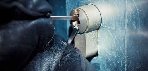 Hausratversicherung: So sichern Sie ihre Wohnung vor Einbrüchen ab