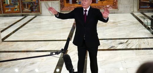 Steve Witkoff und Jared Kushner in Moskau: Für seine Gäste aus den USA hat Putin erst am Abend Zeit