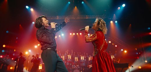 »Song Sung Blue«, Craig Brewer: DER SPIEGEL lädt Sie ins Kino ein: »Song Sung Blue«