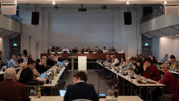 Velberter SPD-Politiker verleiht AfD die „Vollpfosten“-Krone: Das ist die Strafe