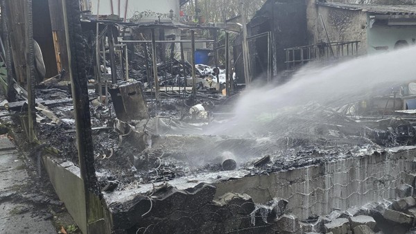Brand in Heiligenhauser Kleingartenanlage: Feuerwehr verhindert Schlimmeres