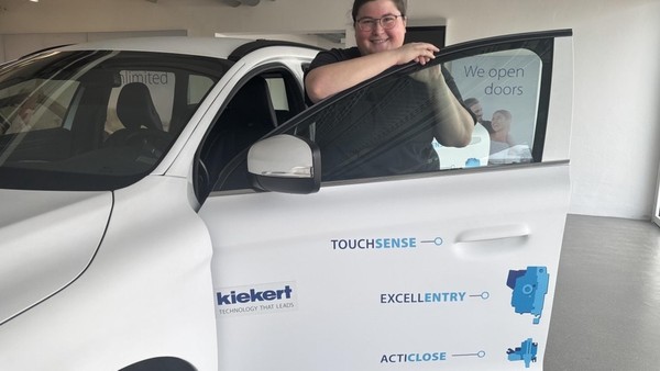 Auszubildende bei Kiekert in Heiligenhaus erhält Bestnote und trotzt Vorurteilen