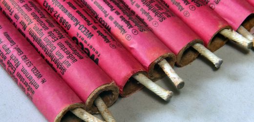 Darmstadt: Rund 33.000 Böller und acht Kilo Cannabis bei 19-Jährigem gefunden