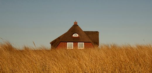 Immobilien: Angst vor steigenden Zinsen – sollte man noch schnell kaufen, bevor es zu teuer wird?