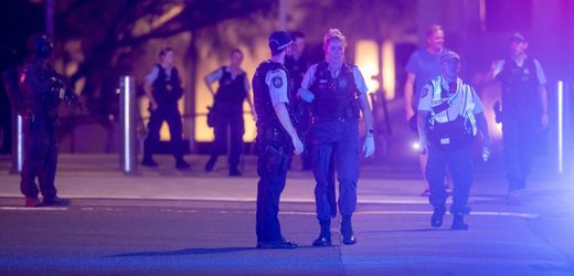 Australien: Terroranschlag in Sydney – Mann entwaffnet Angreifer und wird als Held gefeiert