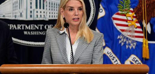 Pam Bondi: Abgeordnete wollen restliche Epstein-Akten von Ministerin freipressen