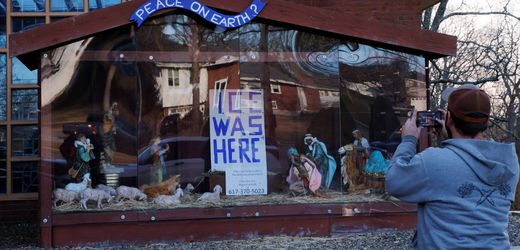 USA unter Donald Trump: Krippe ohne Jesuskind – katholische Gemeinde kritisiert Migrationspolitik