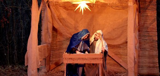 Italien: Gesuchter Verbrecher stellt sich neben Maria und Josef – und wird von Bürgermeister entdeckt