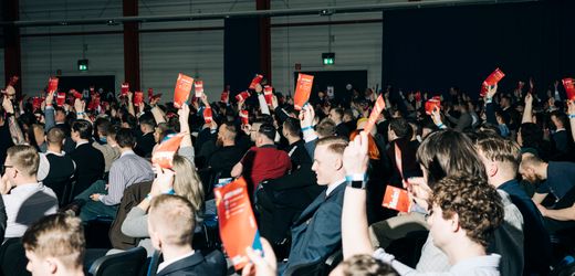 Alexander Eichwald: AfD in Herford schmeißt wirren Hitler-Redner aus dem Stadtrat