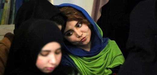 Uno drängt Taliban zu Aufhebung von Frauen-Zutrittsverbot in ihren Büros