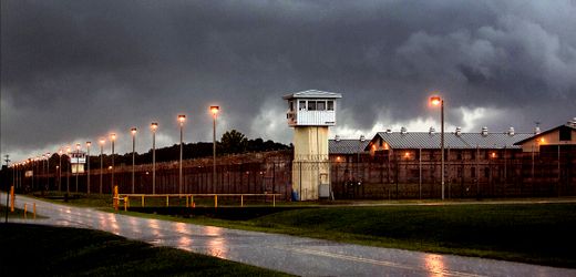 Florida richtet Frauenmörder per Giftspritze hin